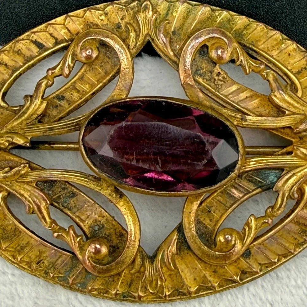 Vintage Art Nouveau Brooch Gold Tone Purple Sparkle Sash Pin